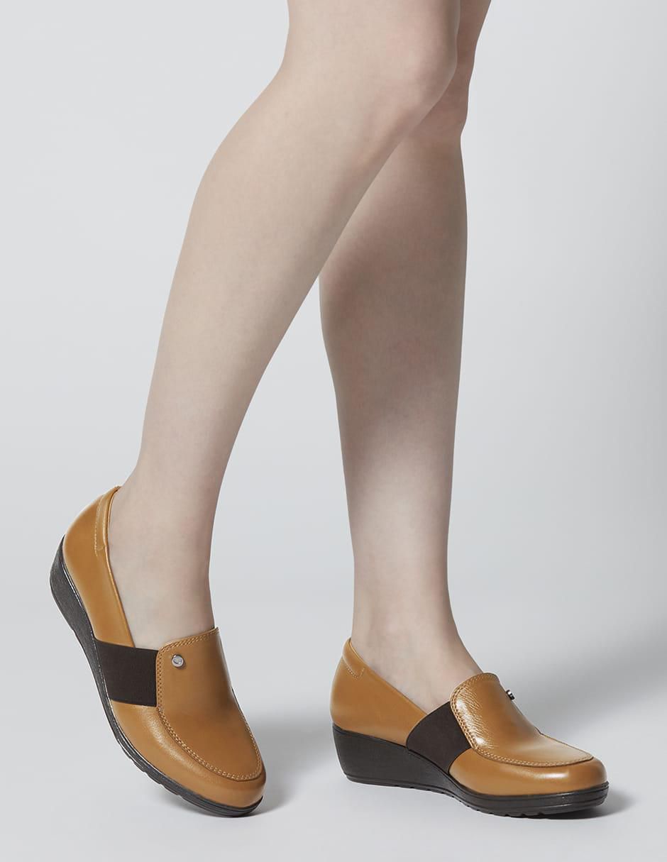 Zapato de piel para mujer 9