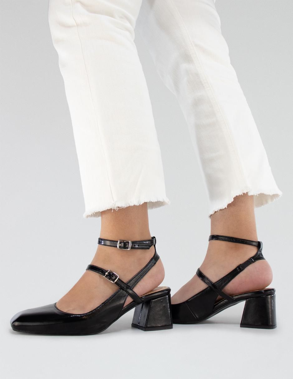 Zapatilla 4