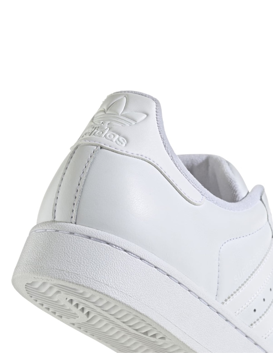 Tenis Superstar para mujer 16