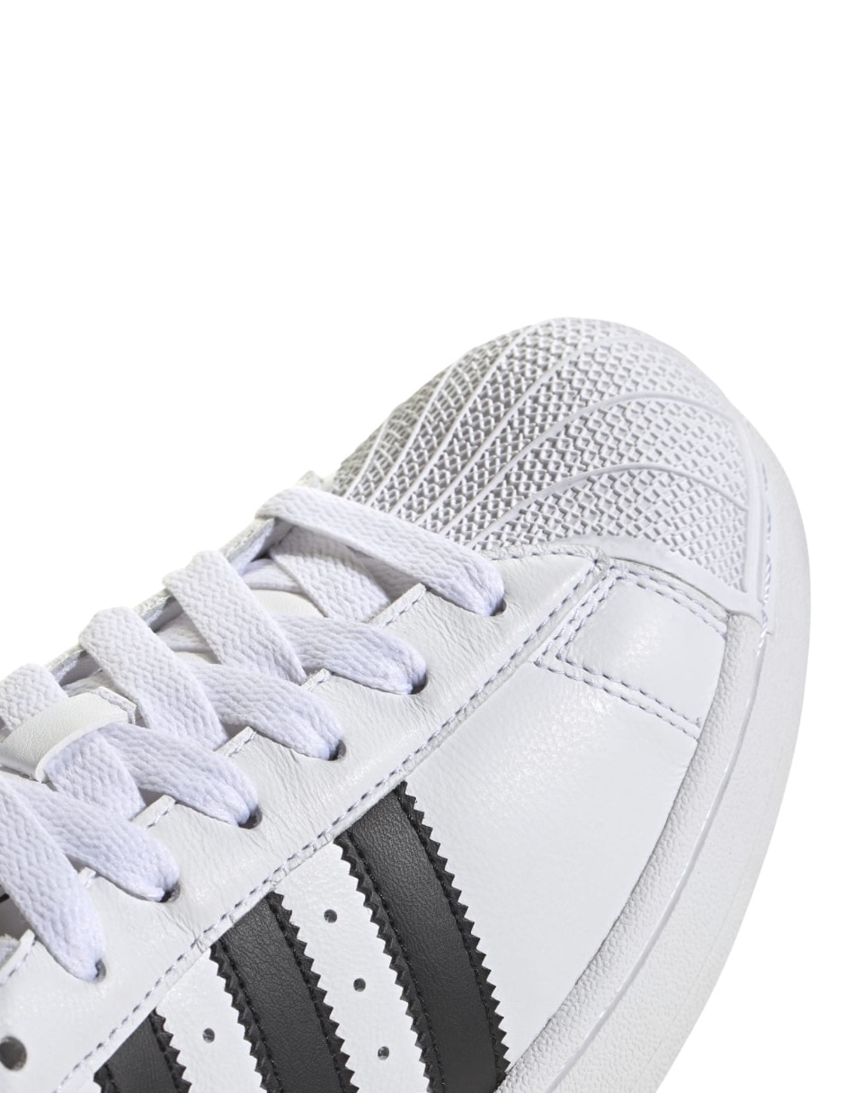 Tenis Superstar para mujer 12