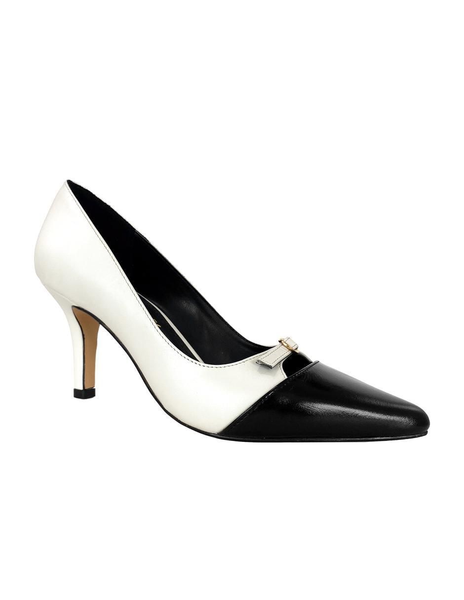 Zapatilla de piel