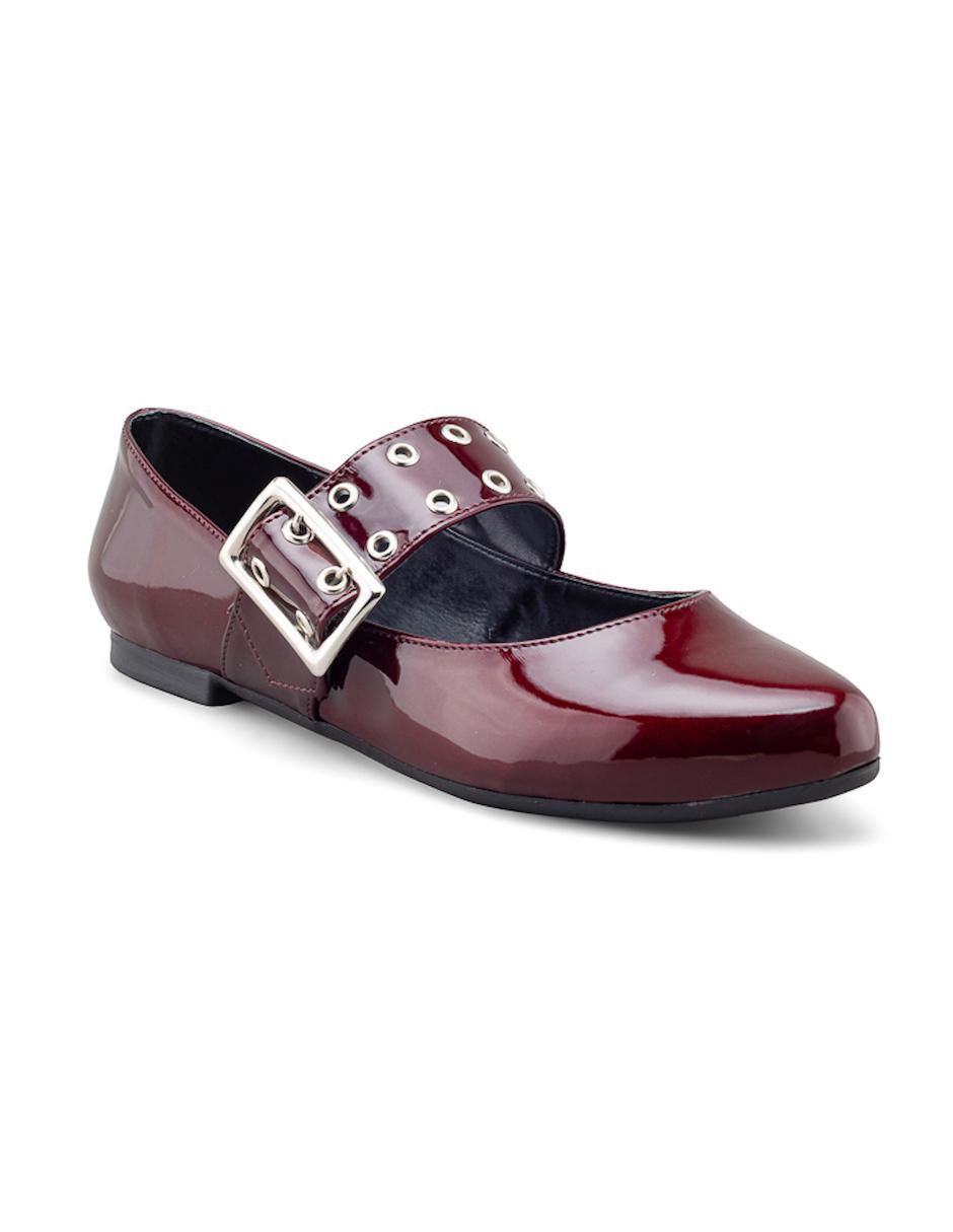 Zapato de charol para mujer