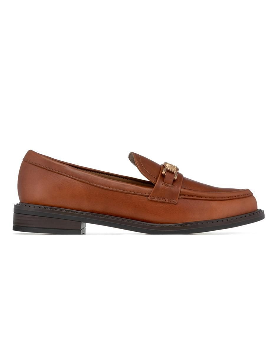 Zapato de piel para mujer