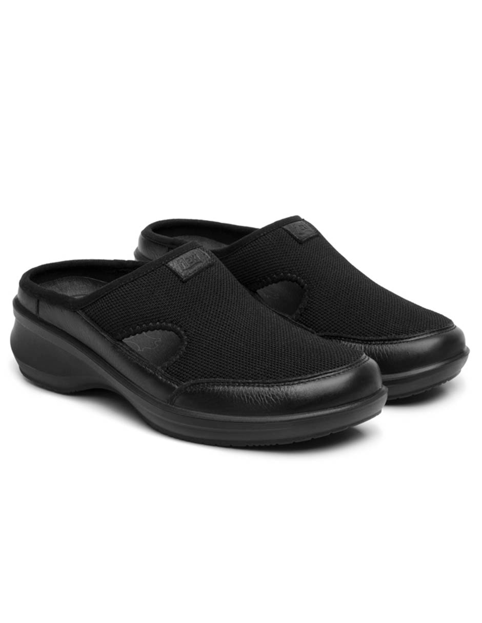 Zueco de piel para mujer 9