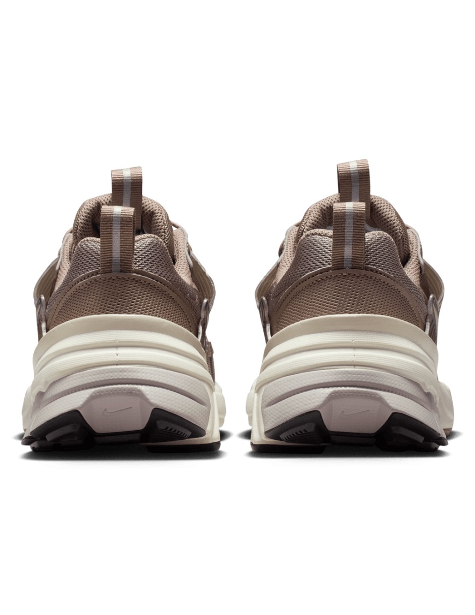 Tenis W NIKE V2K RUN IH0388-200 para mujer 2