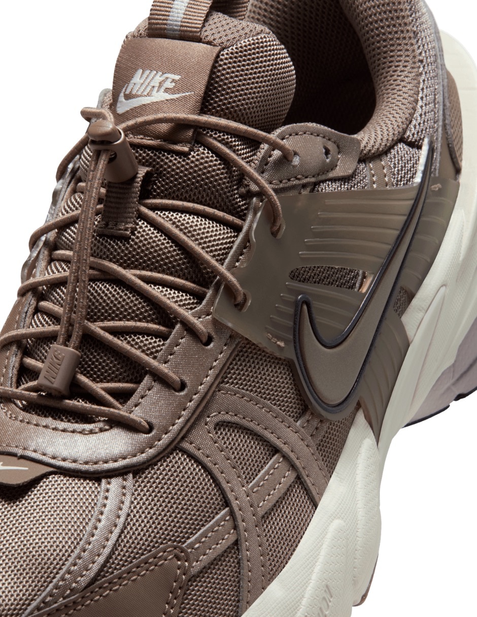 Tenis W NIKE V2K RUN IH0388-200 para mujer 8