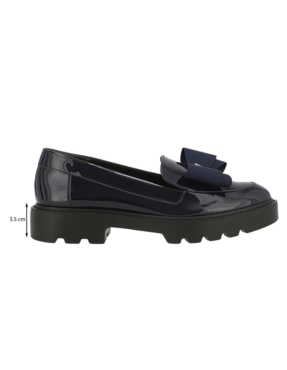 Mocasín de charol para mujer 8