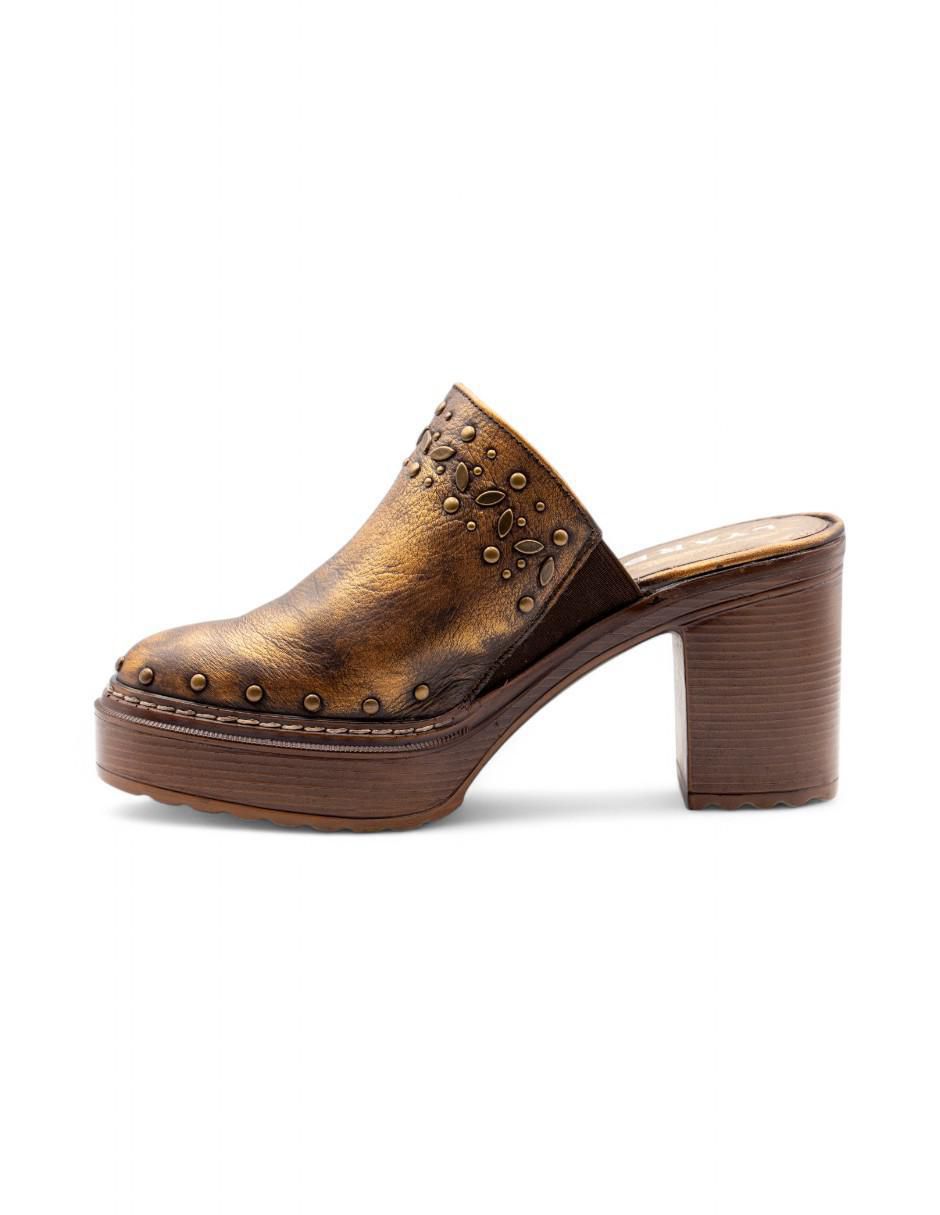 Zapatilla de piel 2