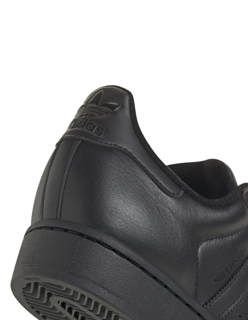 Tenis Superstar para mujer 16