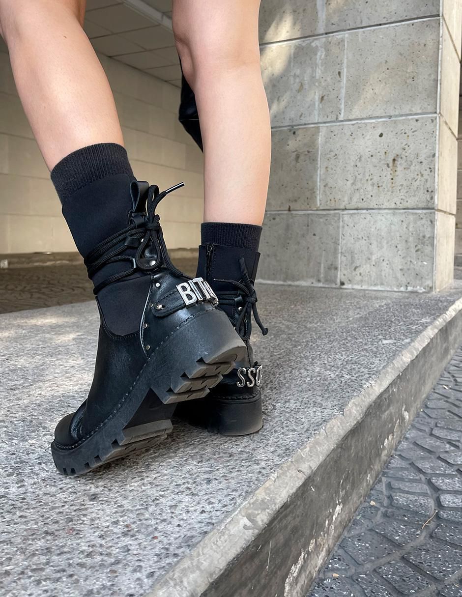 Bota combat arriba del tobillo Best Seller de piel para mujer 8