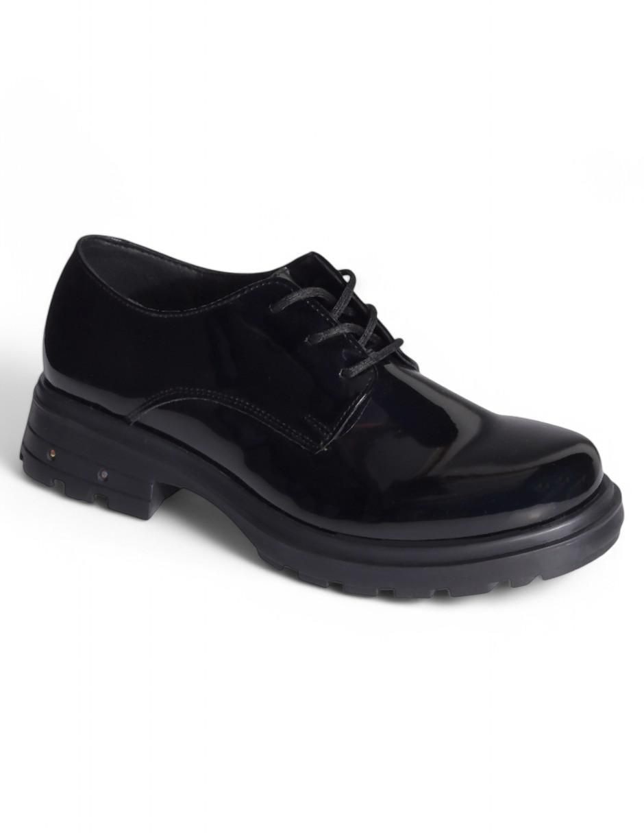 Mocasín de charol para mujer