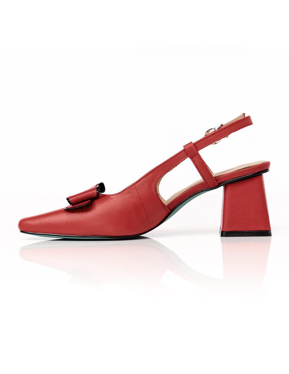 Zapatilla de piel 2
