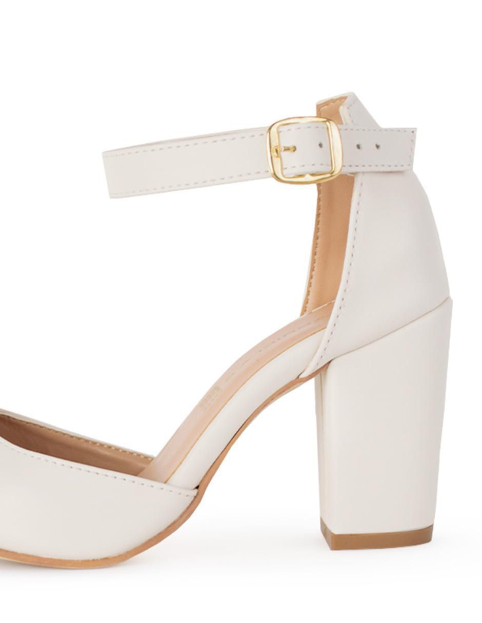 Zapatilla 4