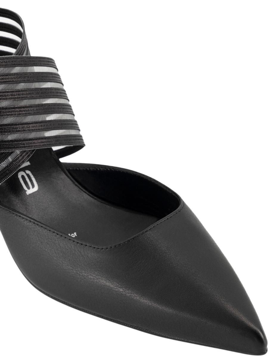 Zapatilla de piel 4
