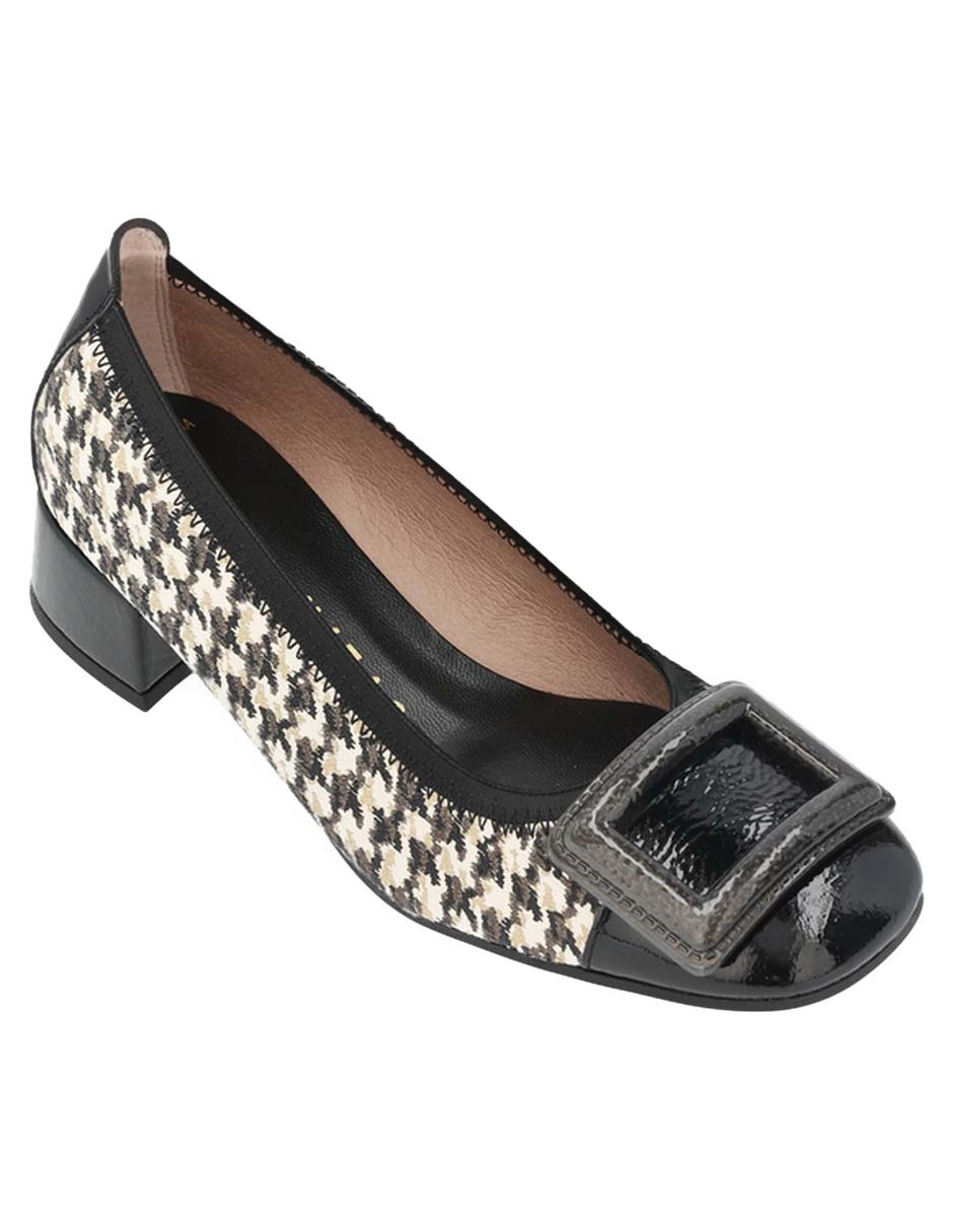 Zapato de piel para mujer