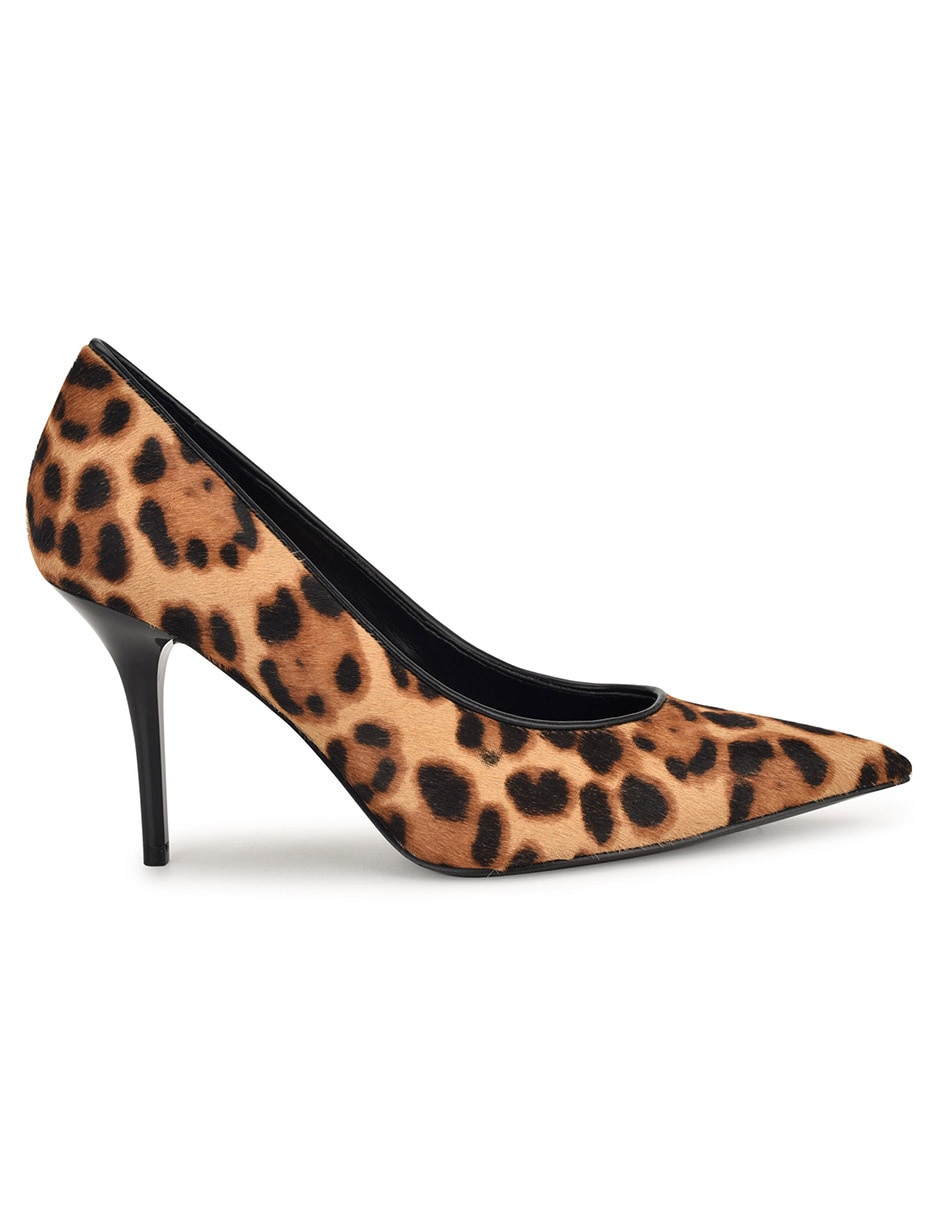 Zapatilla de piel 2