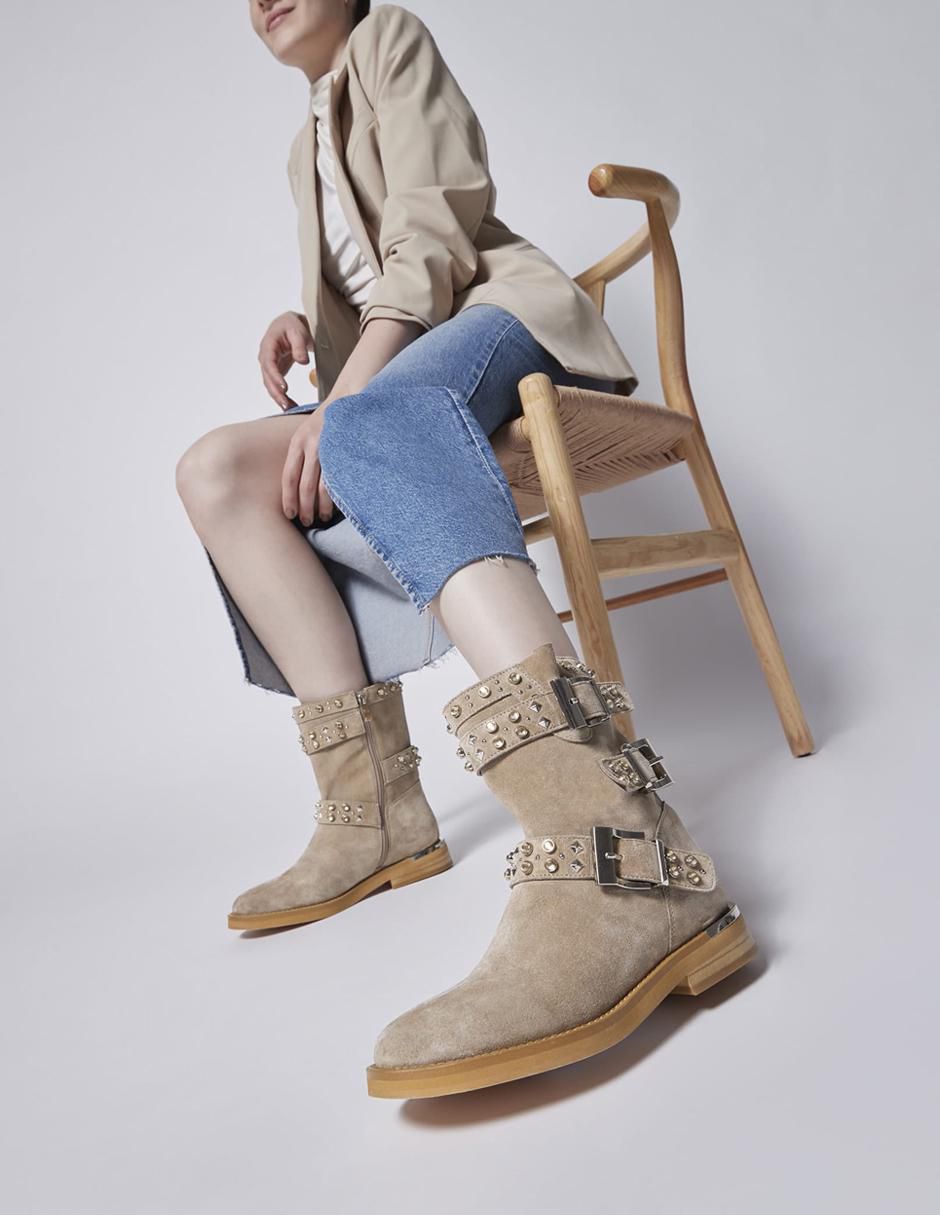 Bota arriba del tobillo para mujer 2