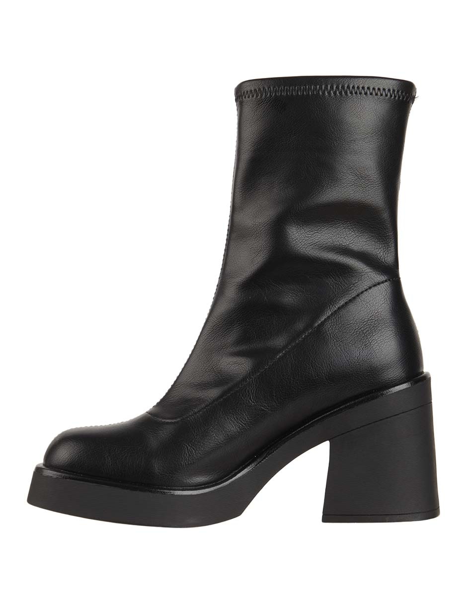 Bota arriba del tobillo para mujer 4