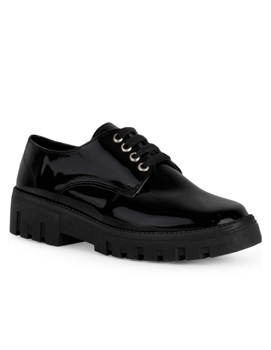 Zapato de charol para mujer