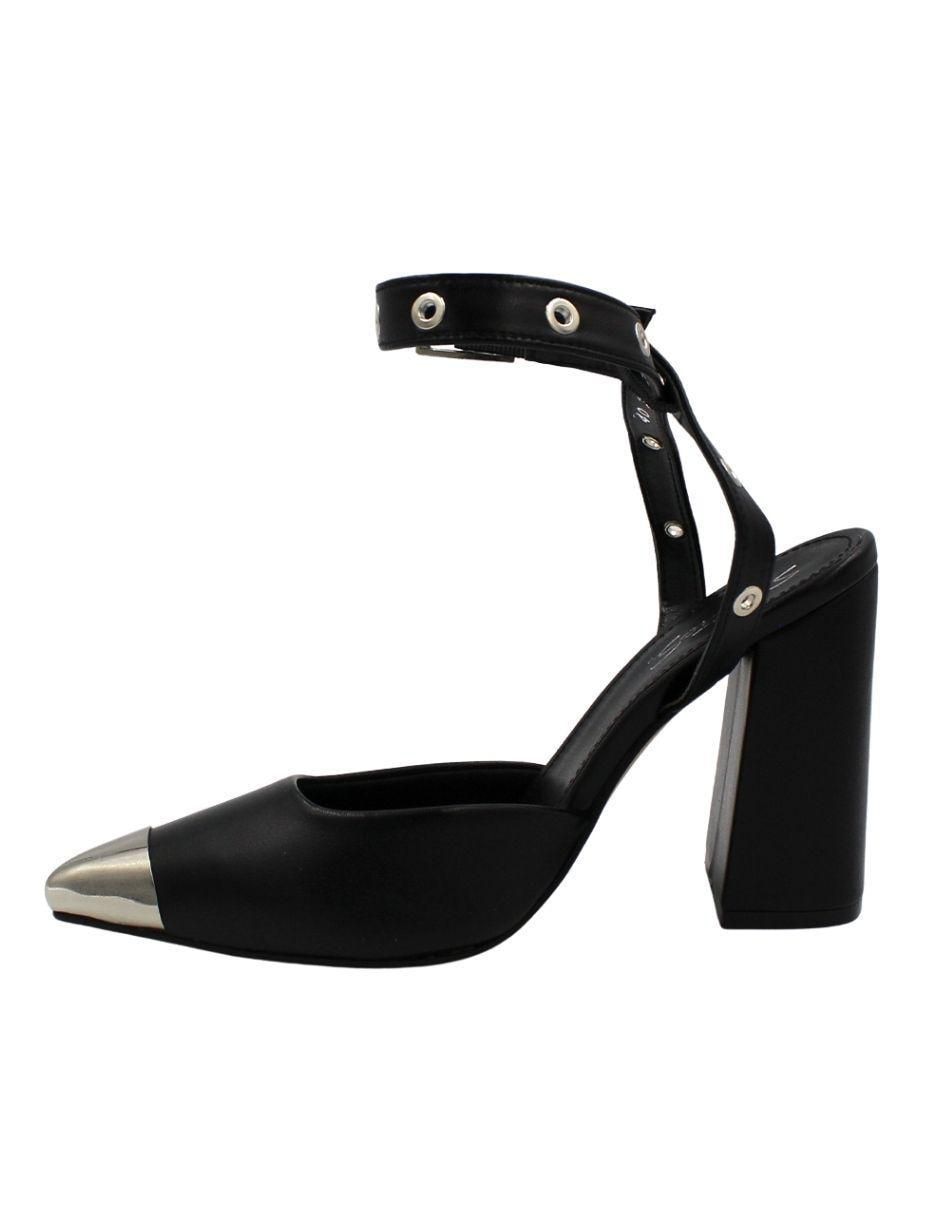 Zapatilla 4