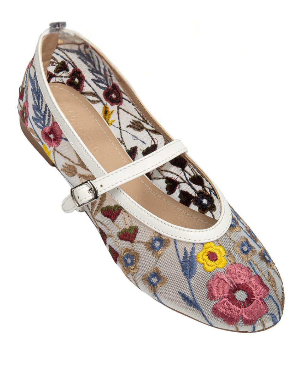Zapato de piel para mujer