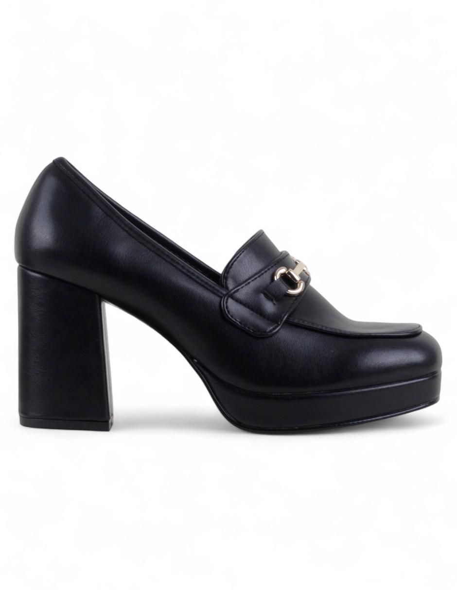 Zapatilla de piel 2