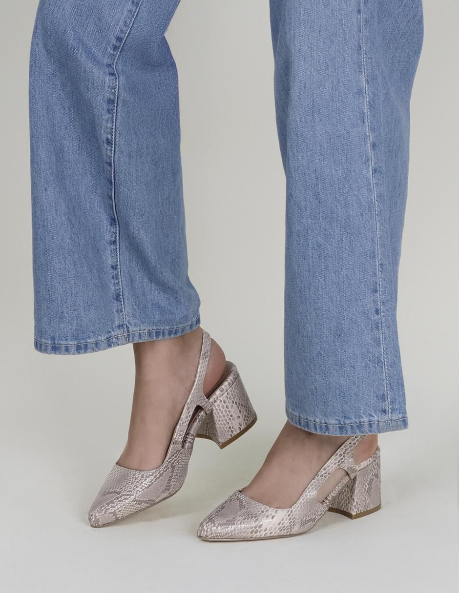 Zapatilla de piel 2