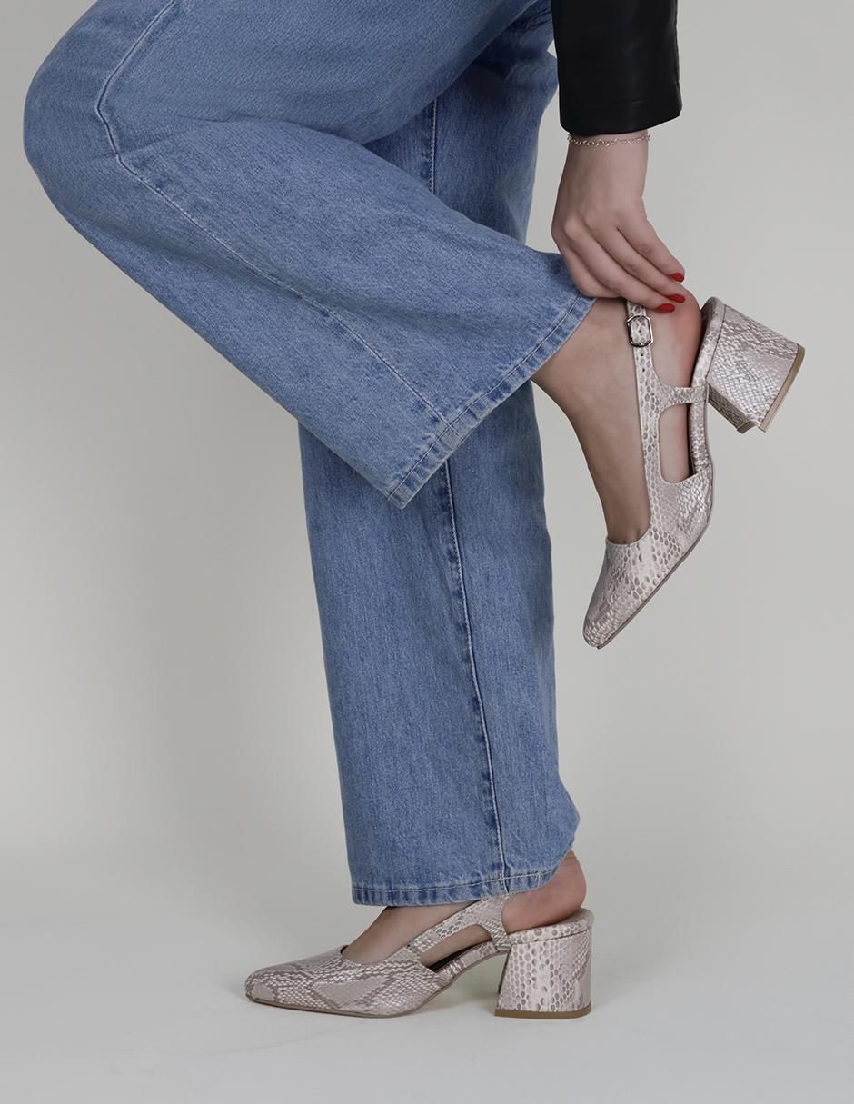 Zapatilla de piel 3