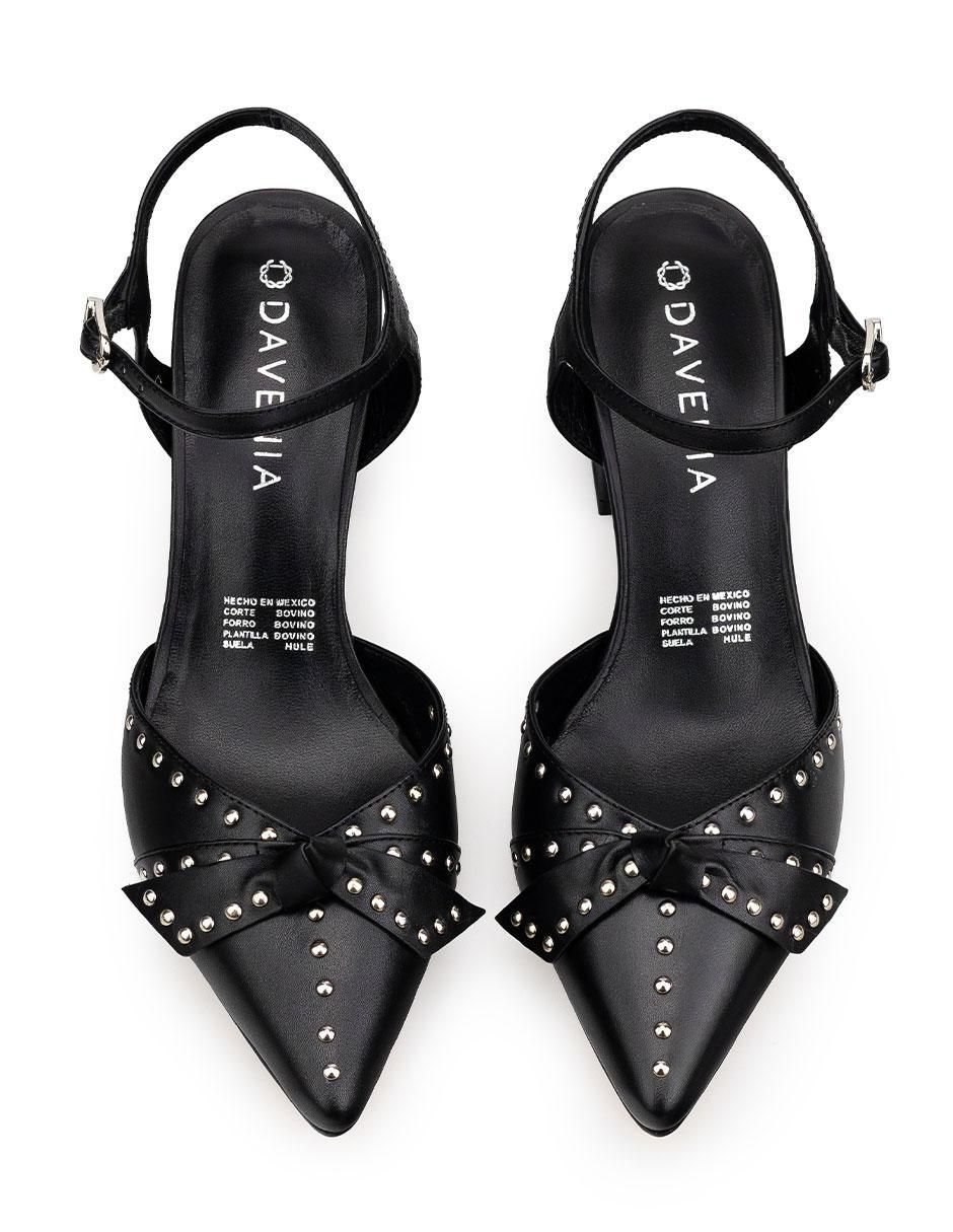 Zapatilla de piel 2