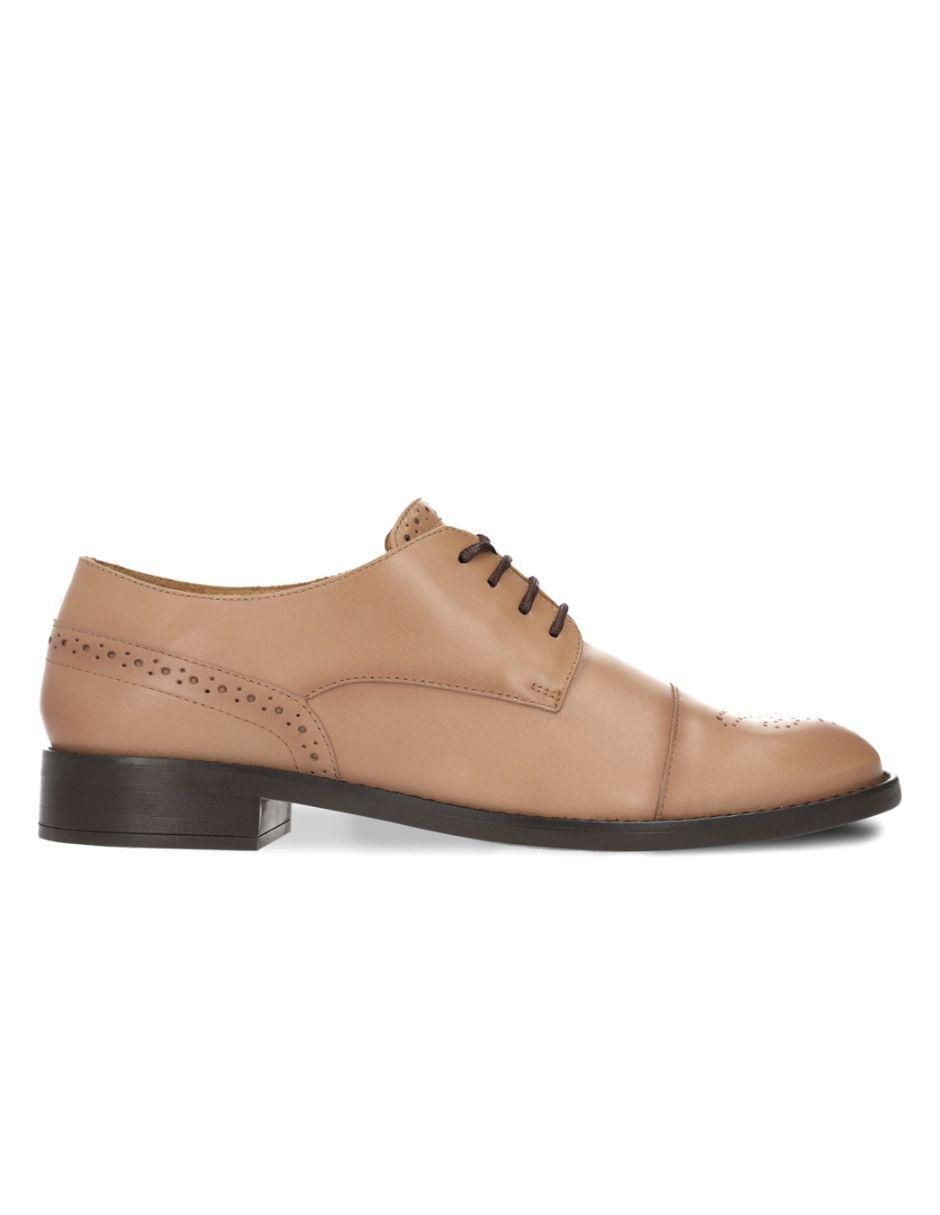Zapato de piel para mujer