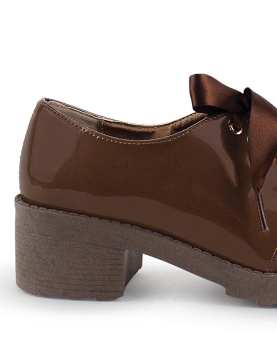 Zapato de charol para mujer 4