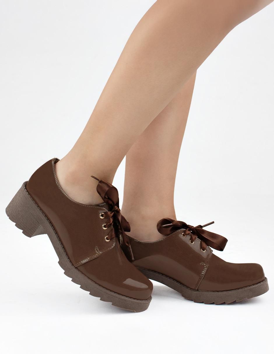 Zapato de charol para mujer 7