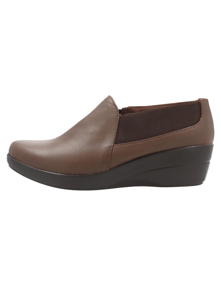 Zapato de piel para mujer
