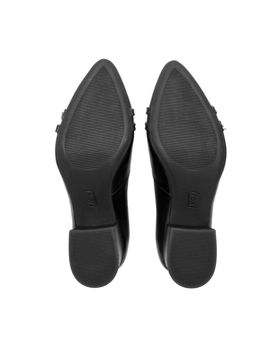Zapatilla de piel semivestir 6
