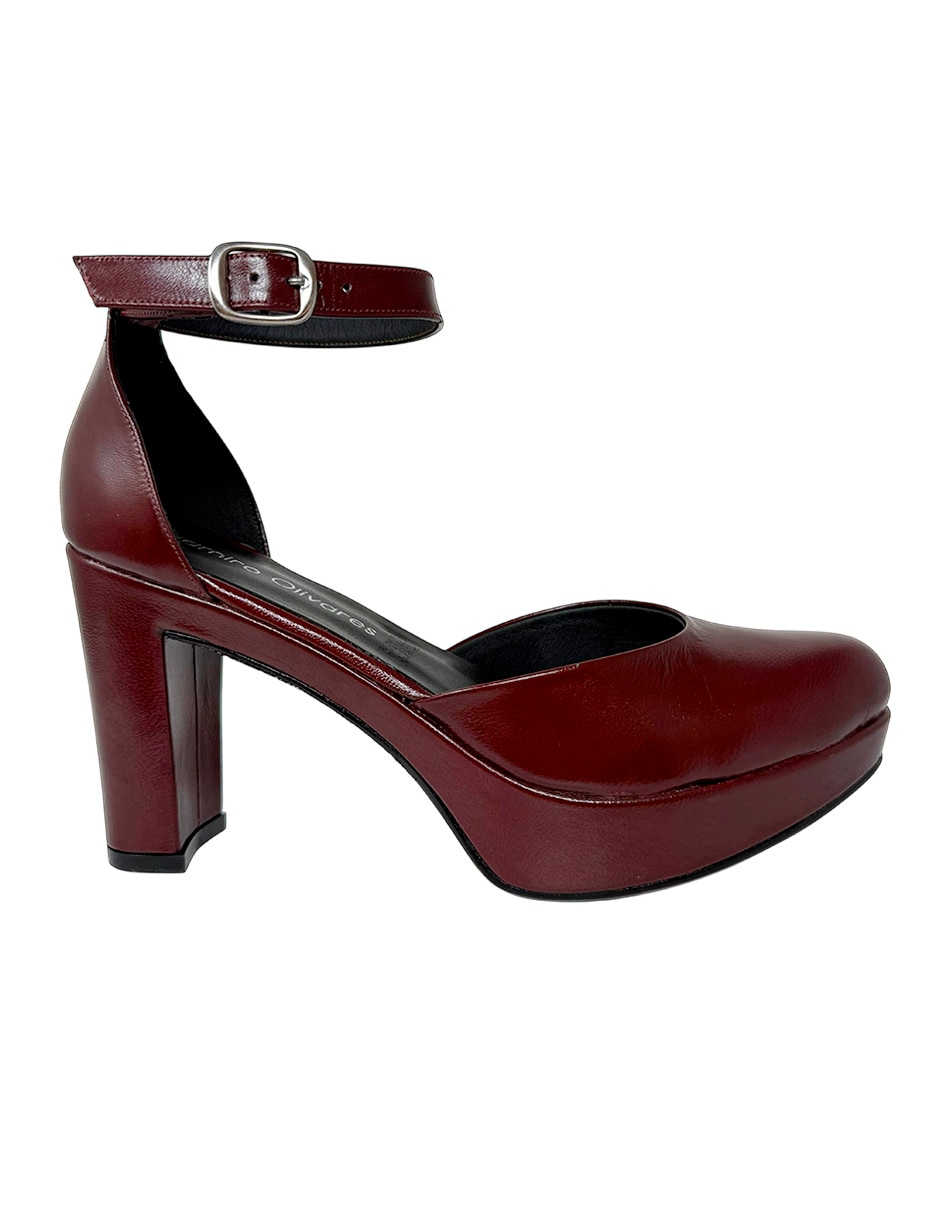 Zapatilla de piel 2
