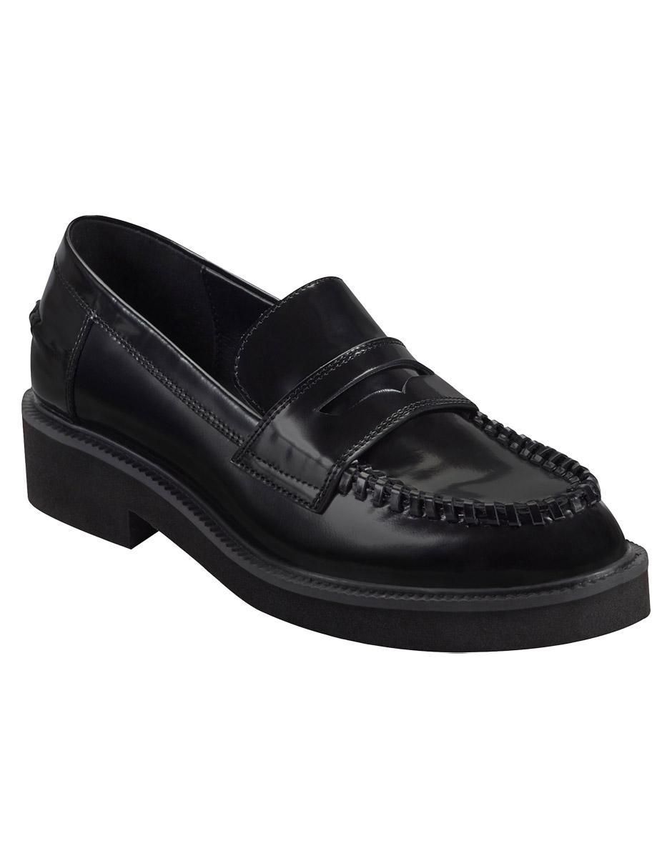 Zapato de piel para mujer
