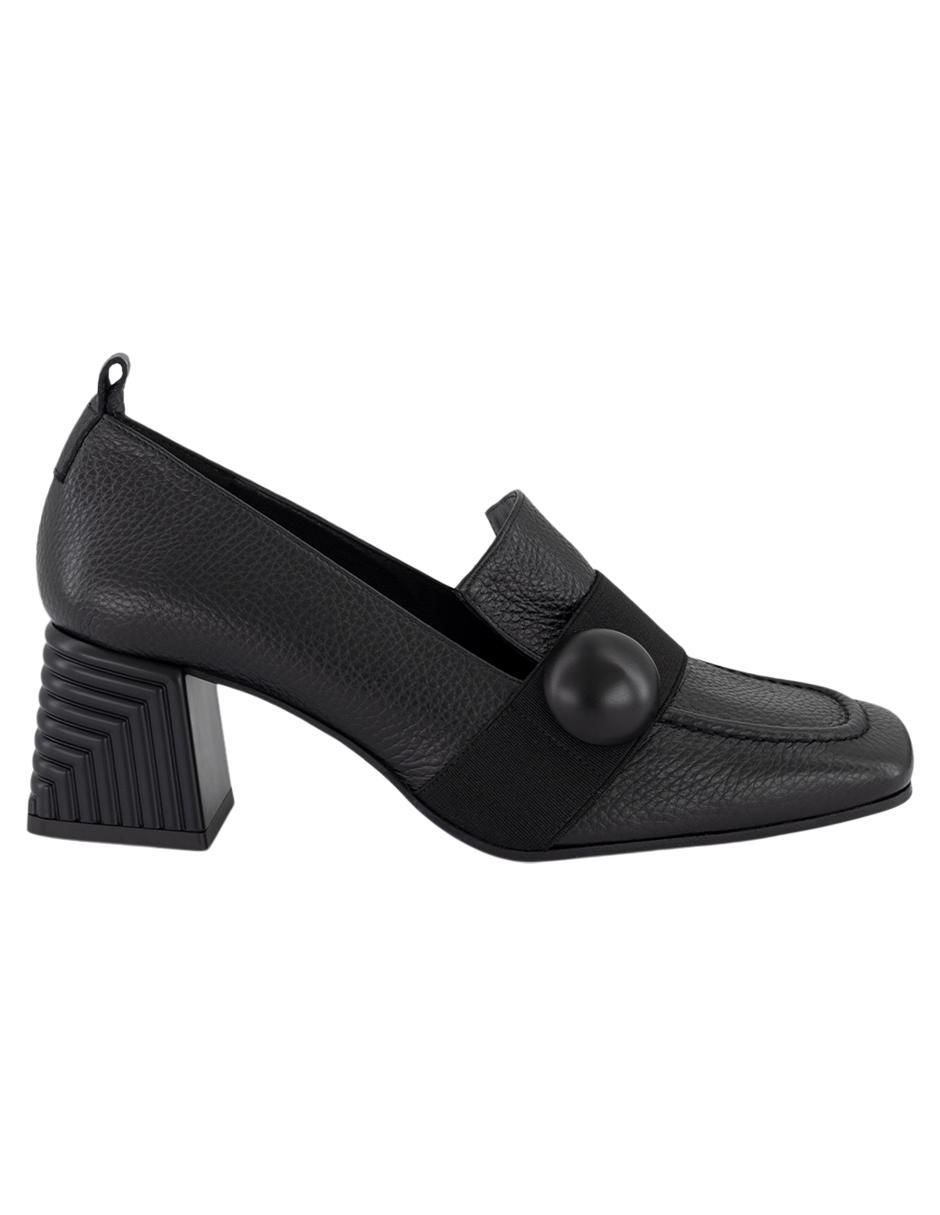 Zapatilla de piel 2