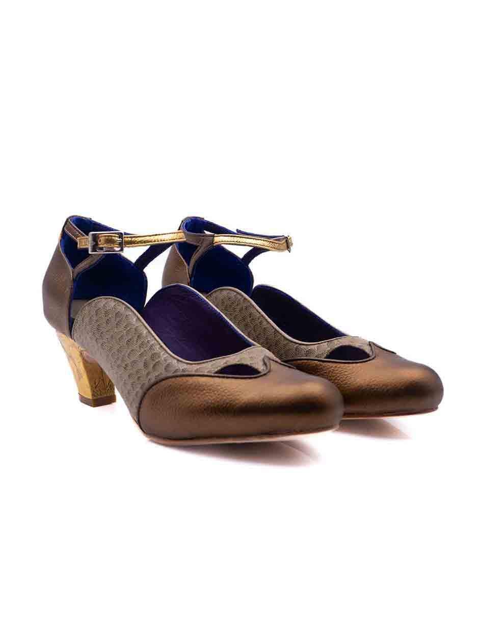 Zapatilla de piel 2