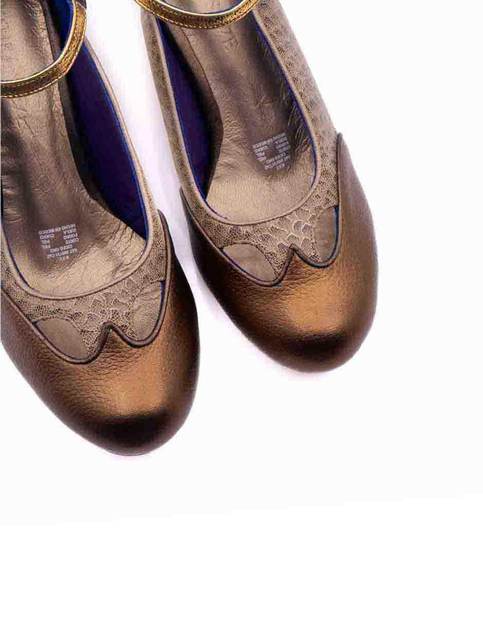 Zapatilla de piel 4