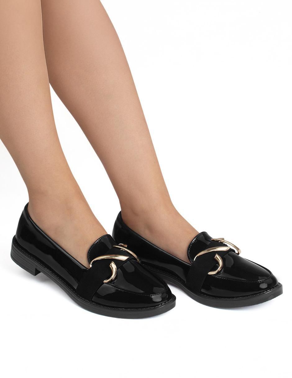 Zapato de charol para mujer 7