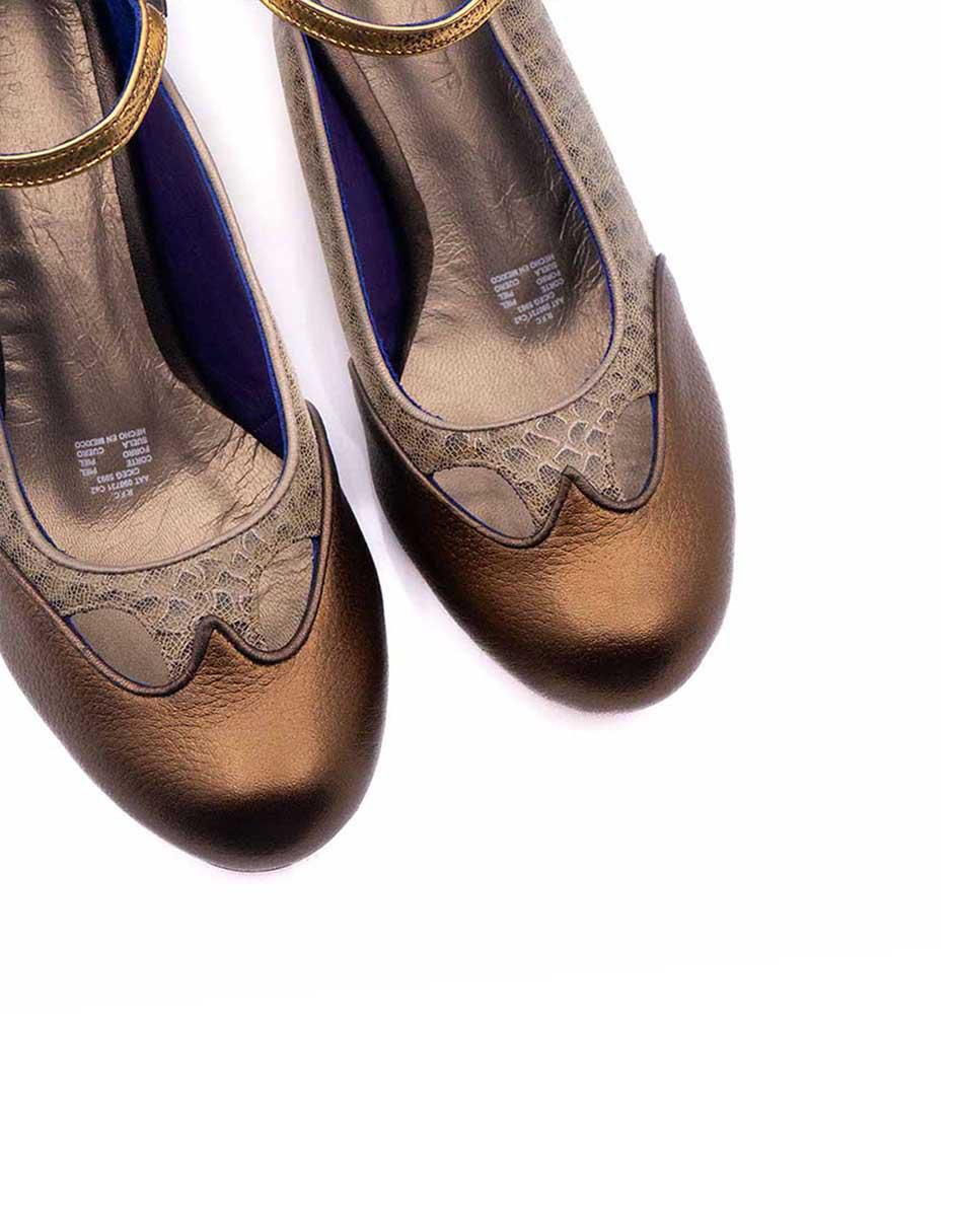 Zapatilla de piel 4