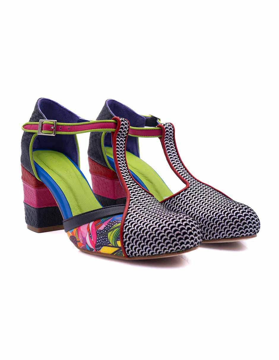 Zapatilla de piel 2