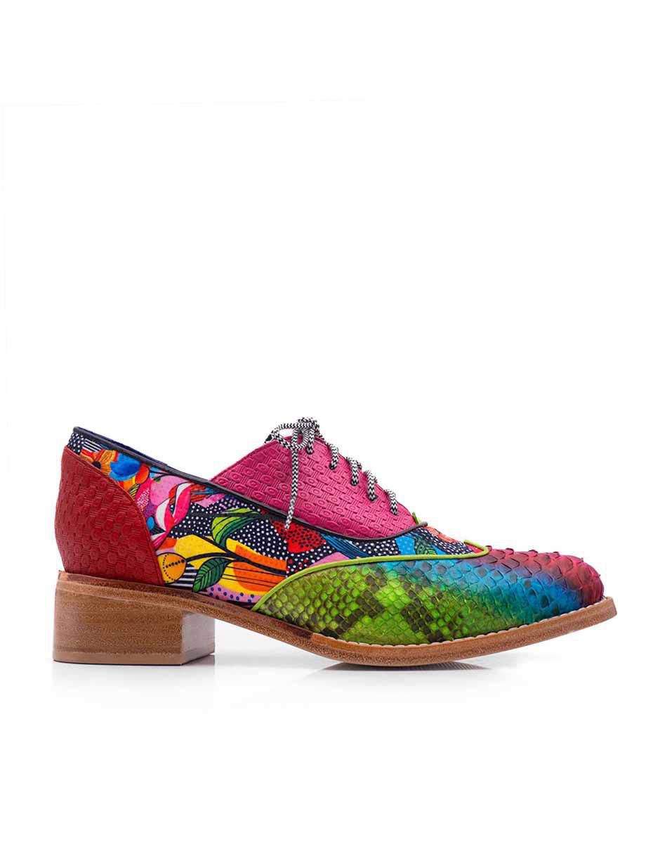 Zapato de piel para mujer
