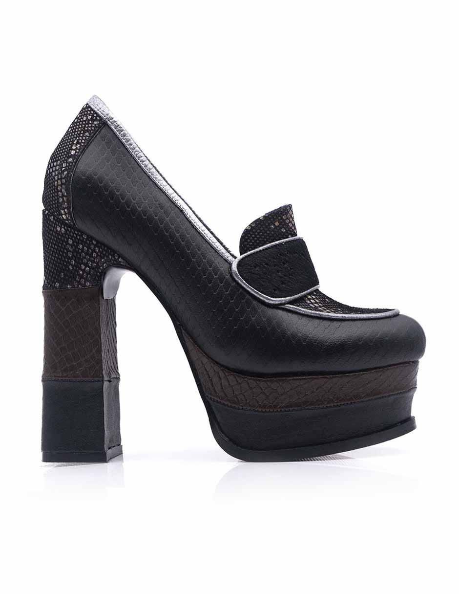 Zapato de piel para mujer