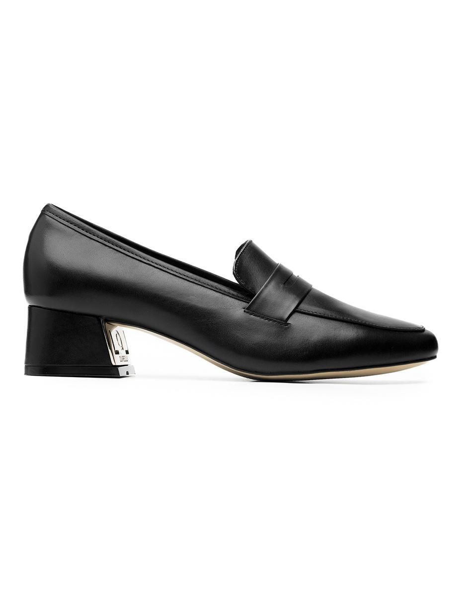 Zapatilla de piel 2