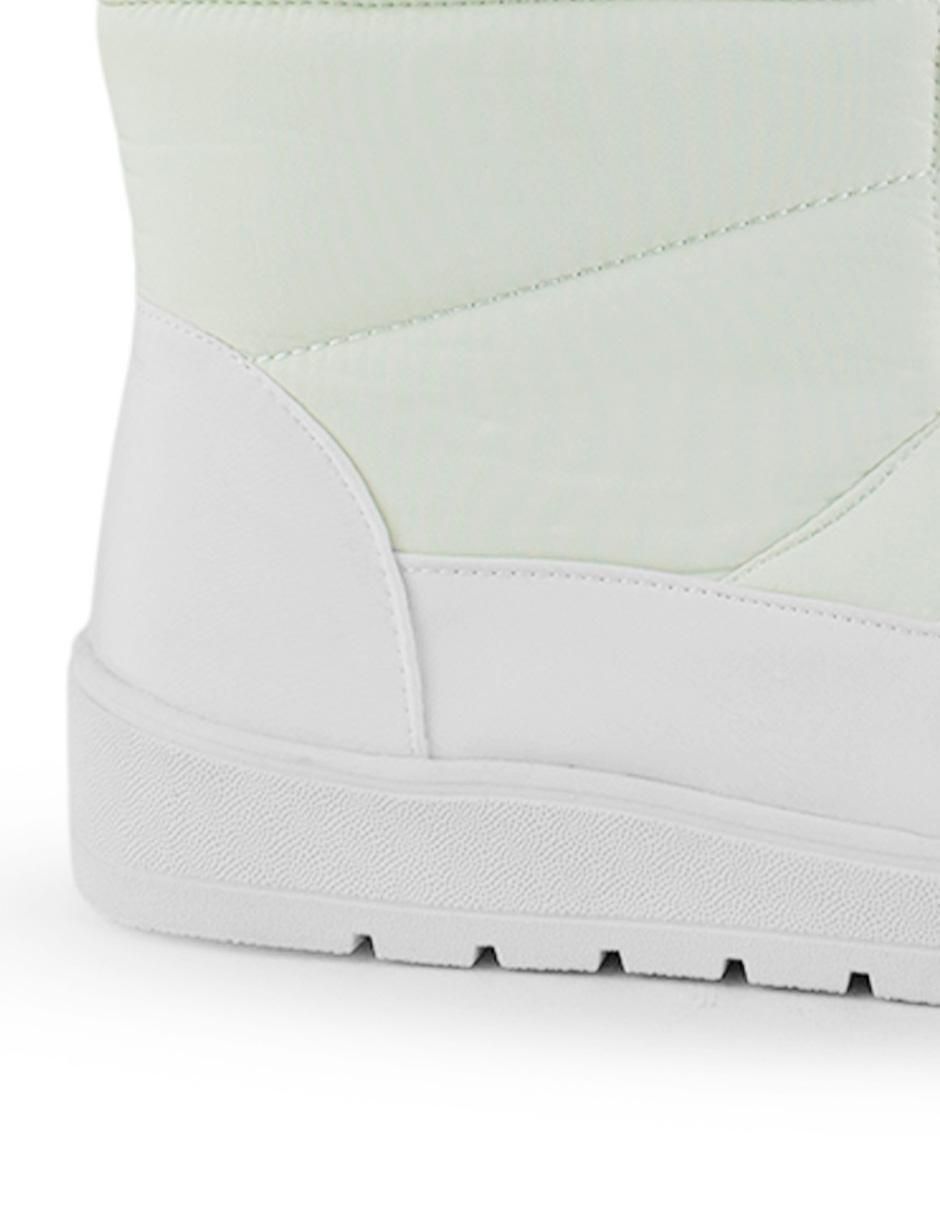 Bota arriba del tobillo para mujer 4
