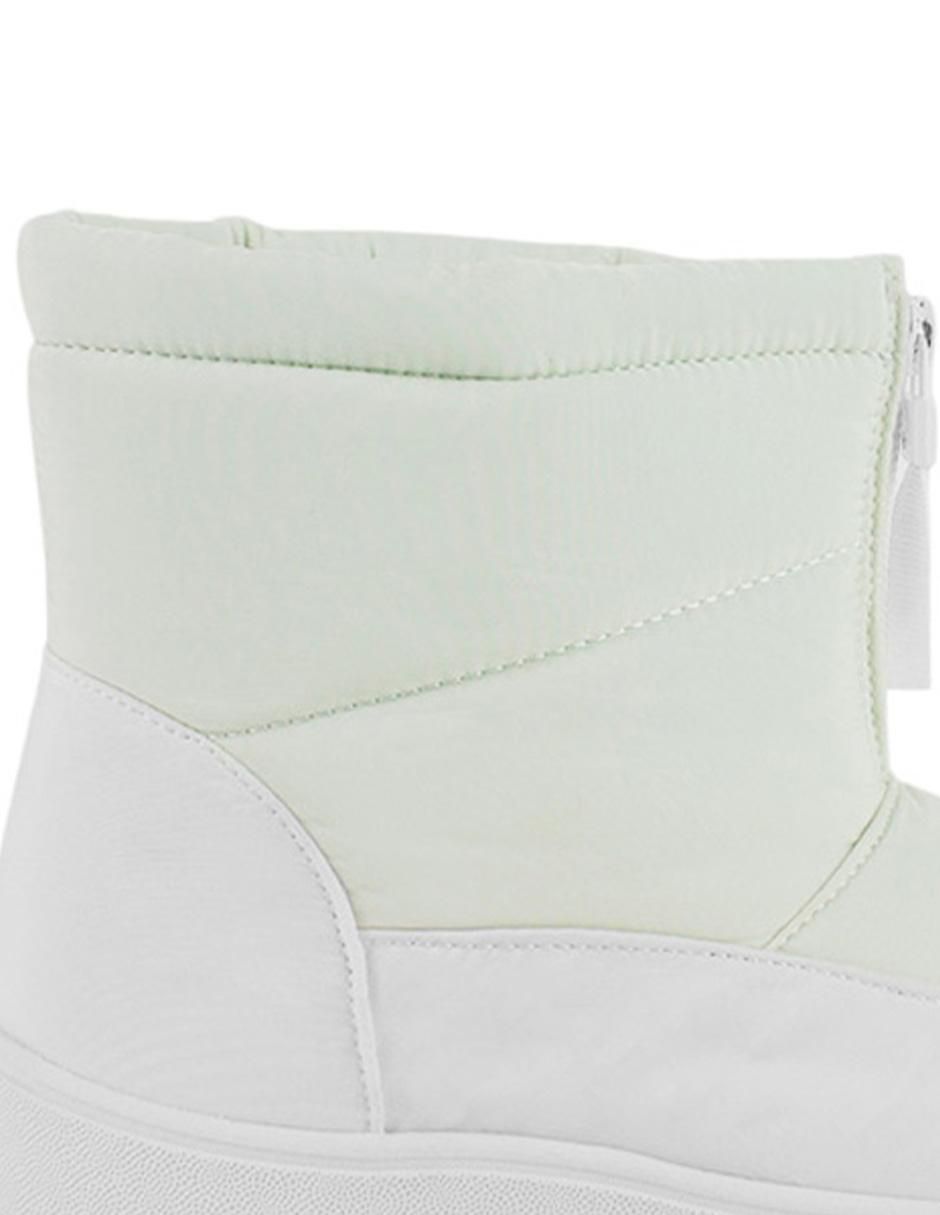 Bota arriba del tobillo para mujer 6