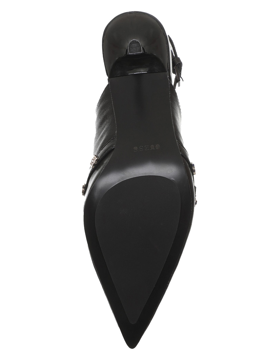 Zapatilla piel 6