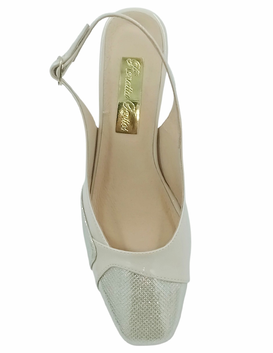 Zapatilla 4