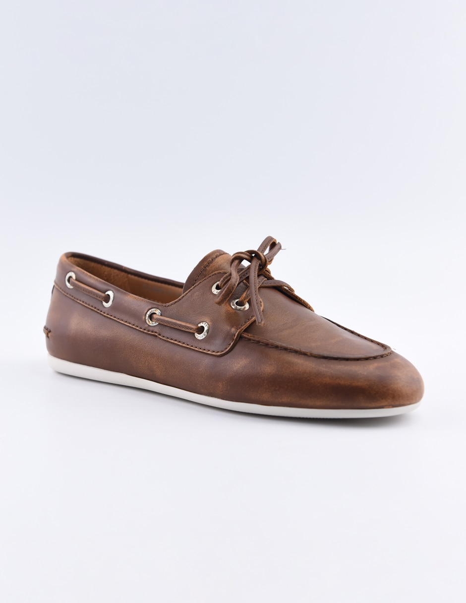 Zapato de piel para mujer